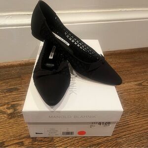 Manolo Blahnik Tiakala Black Lace Flats, sz 38
